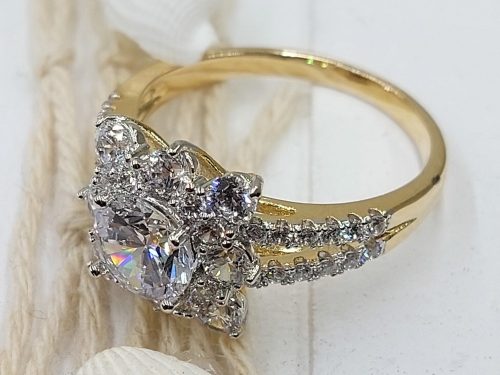 Aranyozott, Antiallergén, Stílus, Női Gyűrű, Gyönyörű Csillogó Cirkónia Kristállyal Díszítve  259