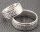 Antiallergén, Nemesacélból Készült Karikagyűrű, Női-Férfi Méretben (Ródiumozott,Ezüstszínű, Körben görögminta díszítés)